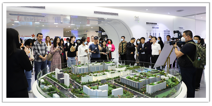 “未來已來·高質量發展看廣東”網絡主題活動走進國星光電.png